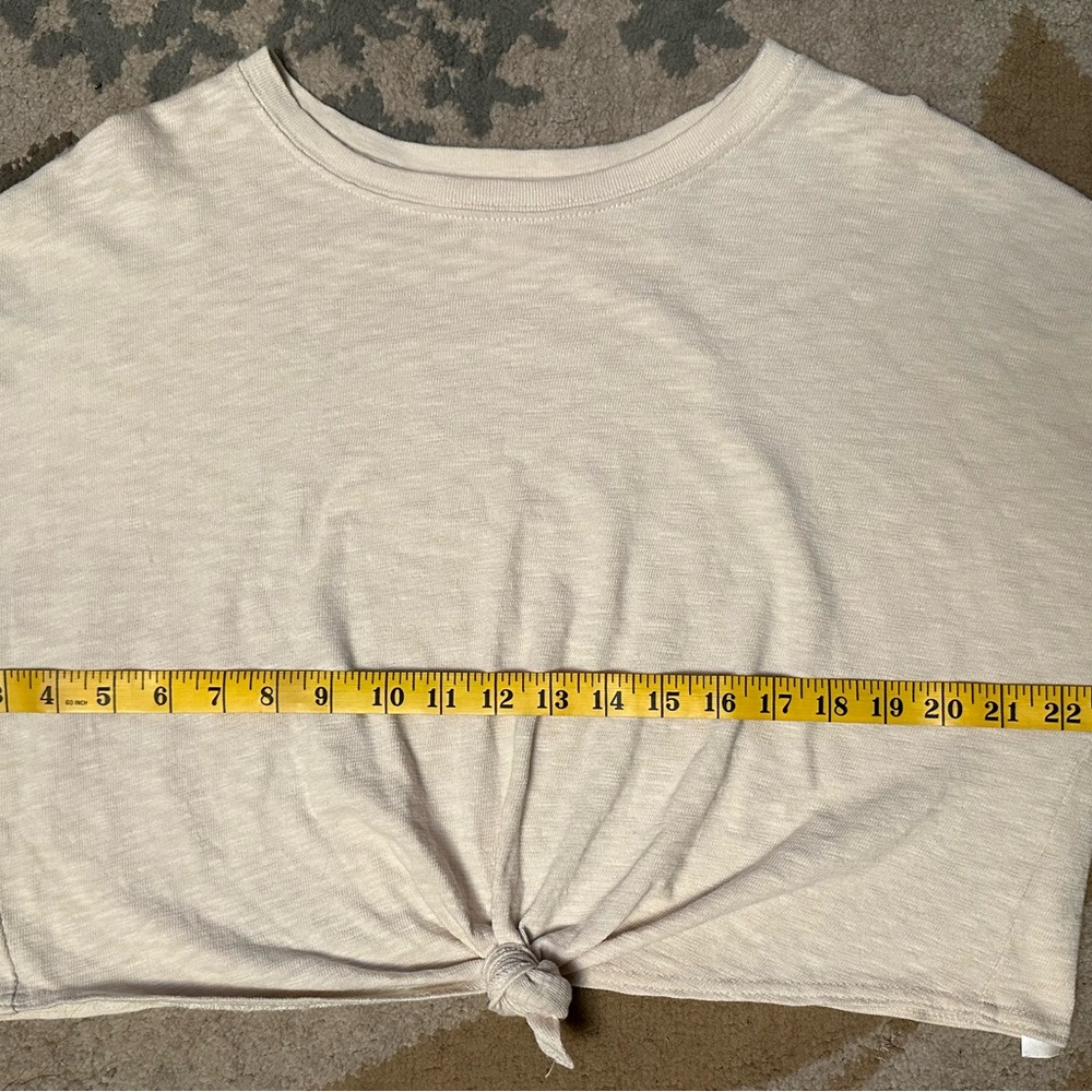 Free People Beach Culver City Knotted Cropped Sweater Shirt Cream size xs.tp - Picture 5 of 5